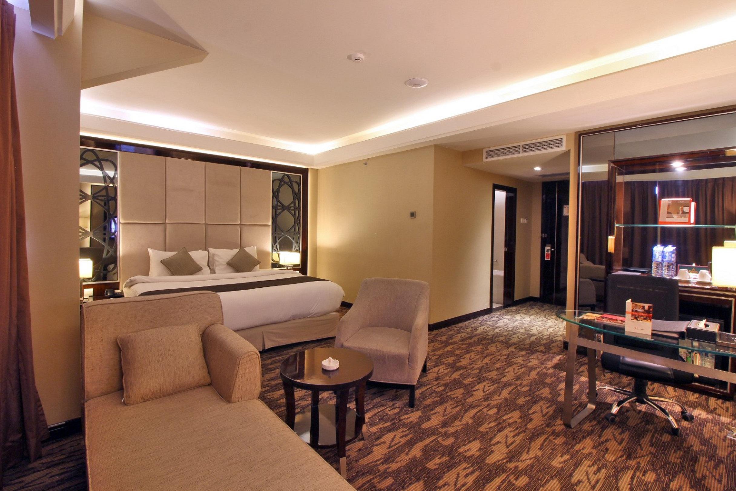 Swiss-Belhotel Harbour Bay Нагоя Екстериор снимка