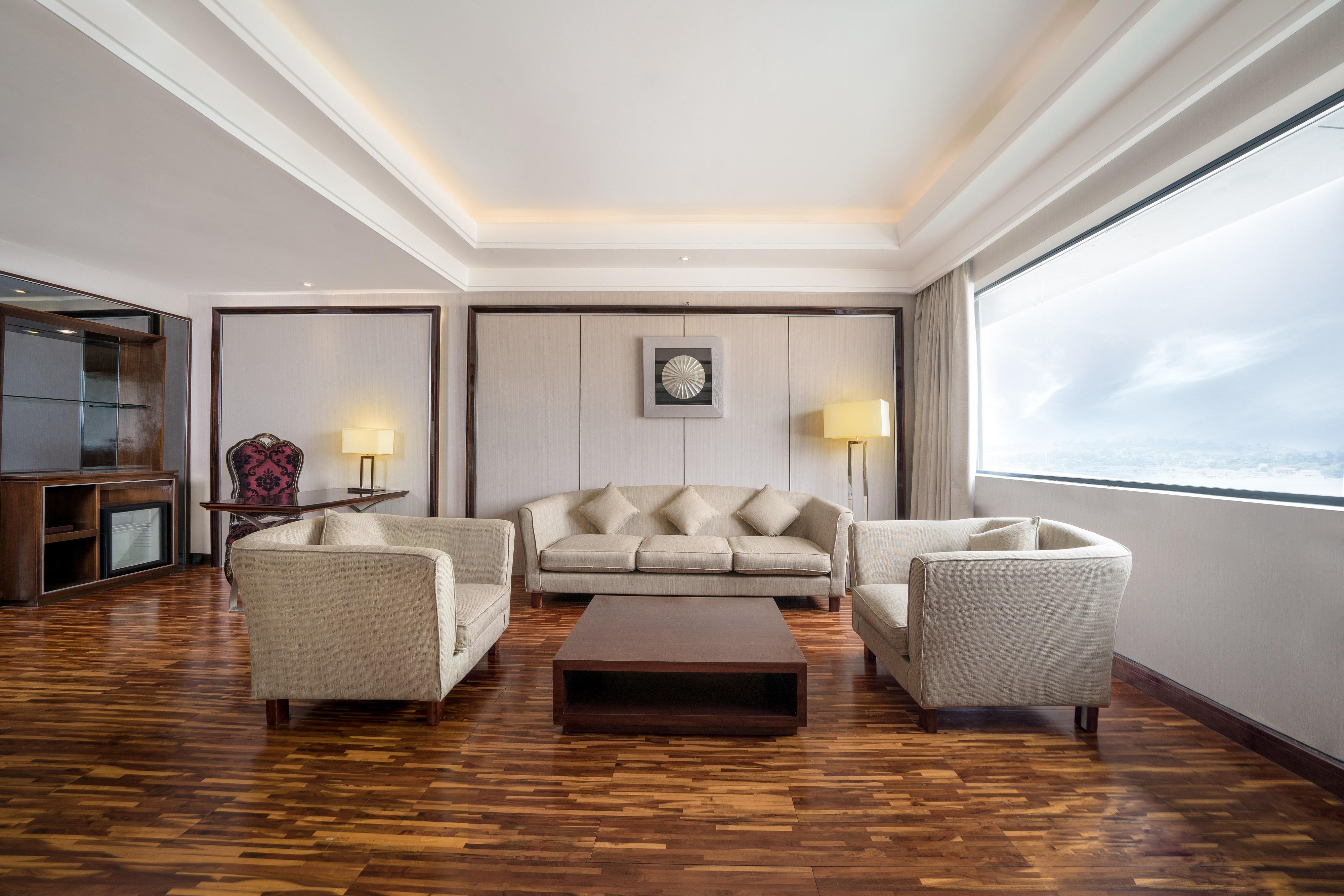 Swiss-Belhotel Harbour Bay Нагоя Екстериор снимка