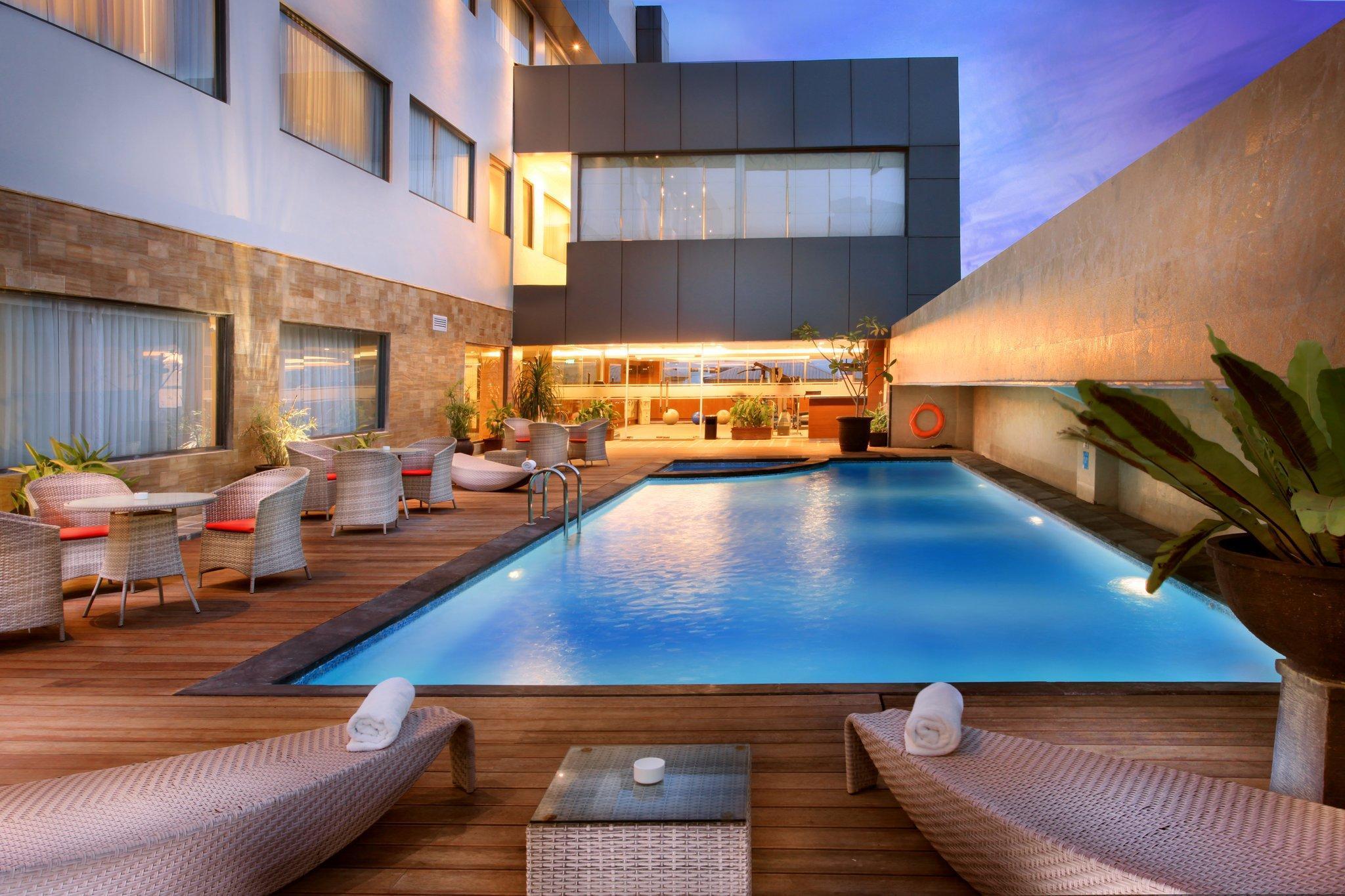 Swiss-Belhotel Harbour Bay Нагоя Екстериор снимка